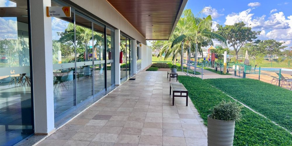 WhatsApp Image 2025-11-11 at 10.52.38 (2)